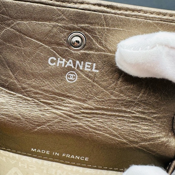 Chanel Quilted Card Holder Wallet - Picture 4 of 10